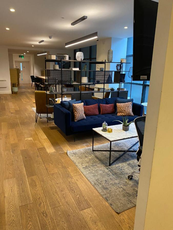 Morden 1 Bedroom City- Apt Central Stylish Living Κρόιντον Εξωτερικό φωτογραφία