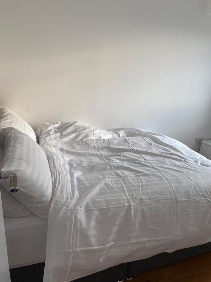 Morden 1 Bedroom City- Apt Central Stylish Living Κρόιντον Εξωτερικό φωτογραφία